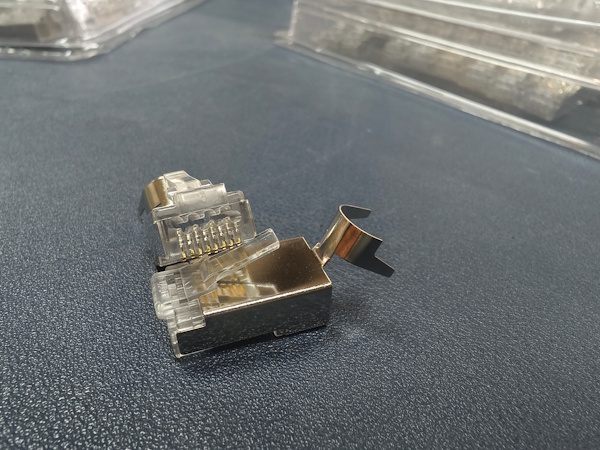CAT7 RJ45 NORMAL METAL PERFORED CONNECTOR