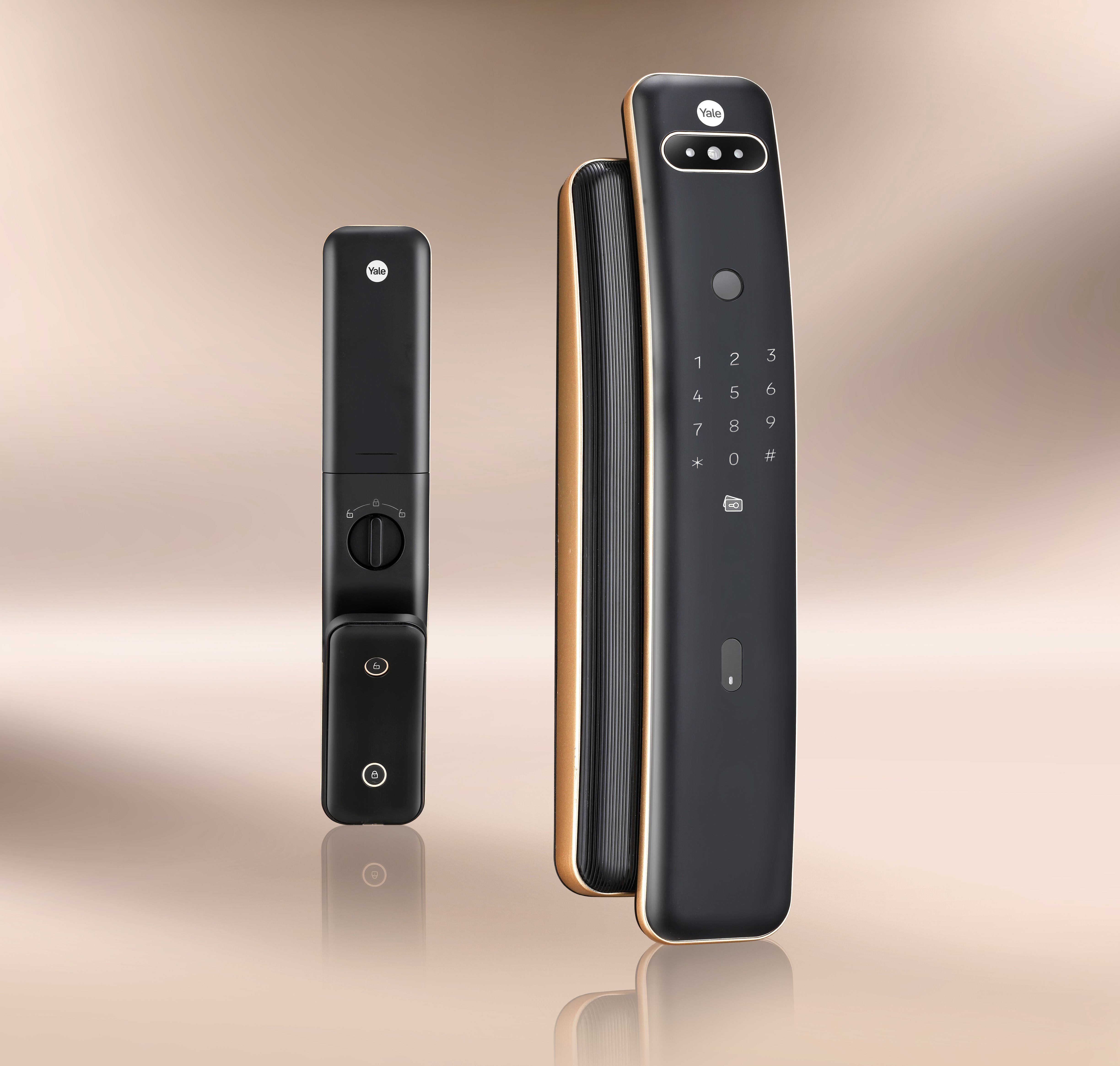 Yale Luna Pro+ Yüz tanıma ve parmak İzli akıllı kilit