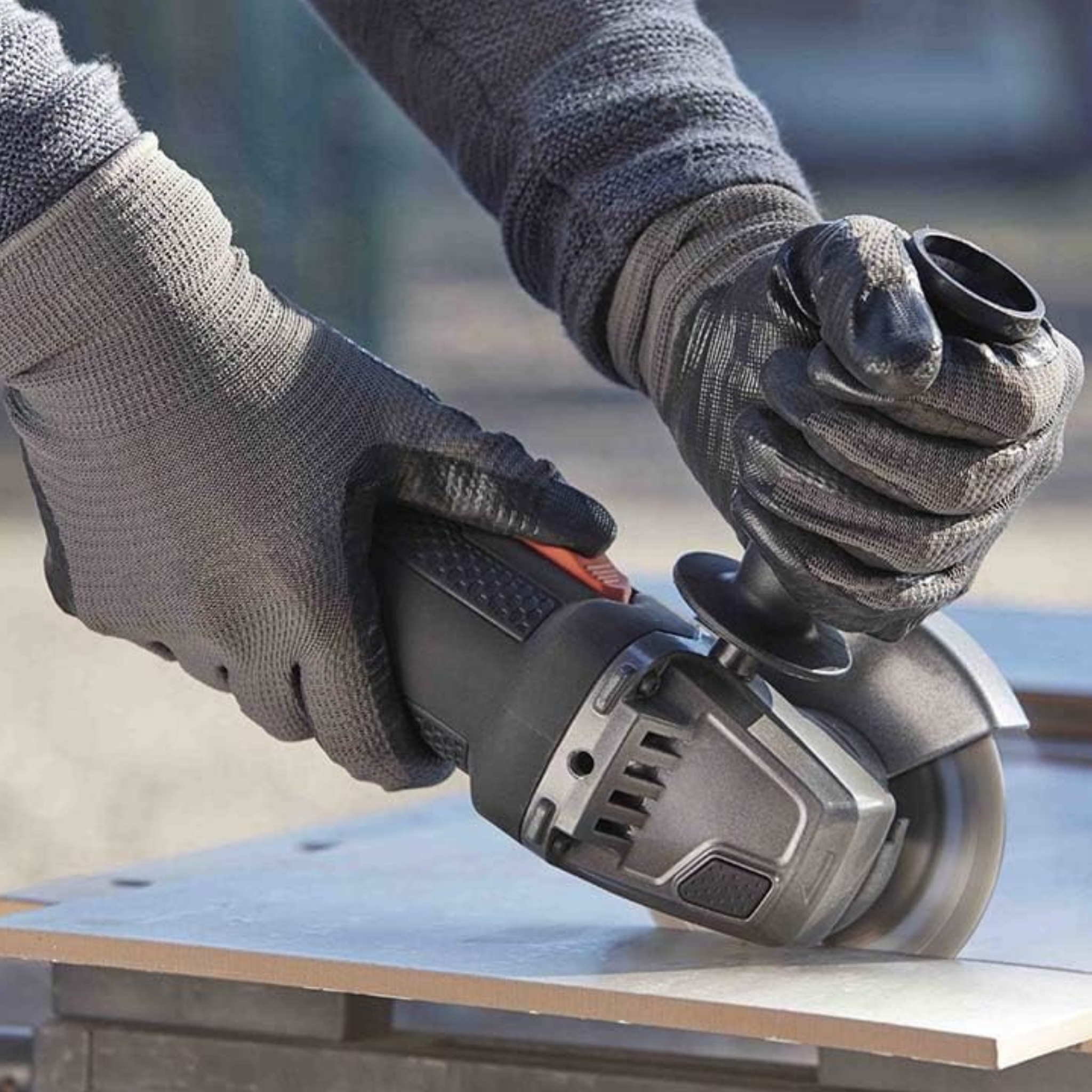 Black+Decker BEG220 900W Taşlama Makinesi - görsel 3